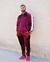 Classic Velvet Jogging Suit - KARDIOMATTERS